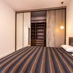 Lägenhet Stylish 1-bedroom In Center With King Bed *