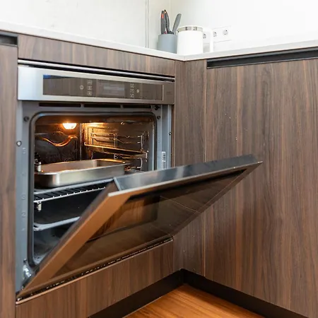 Stylish 1-bedroom In Center With King Bed * ריגה